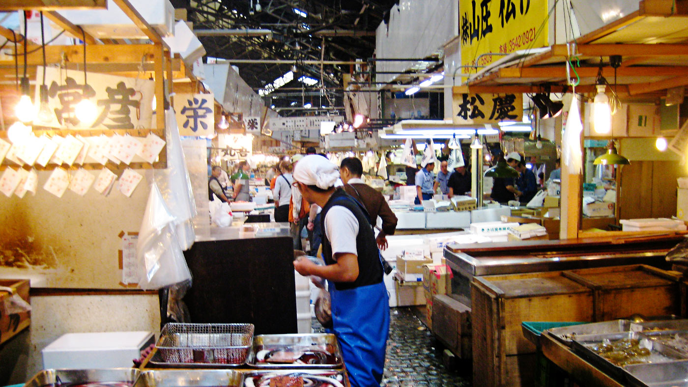 Hero-Tsujiki-Fish-Market-Move-Ninja-Rats-Tokyo-Japan.jpg